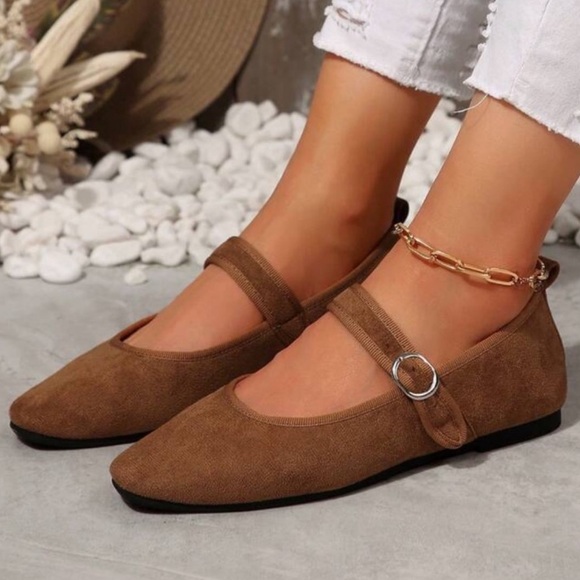 Tan round toe faux suede ballet flats - Picture 4 of 5